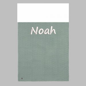 Dekentje_ForestGreen_metnaam Ledikant dekentje Basic Knit Forest Green